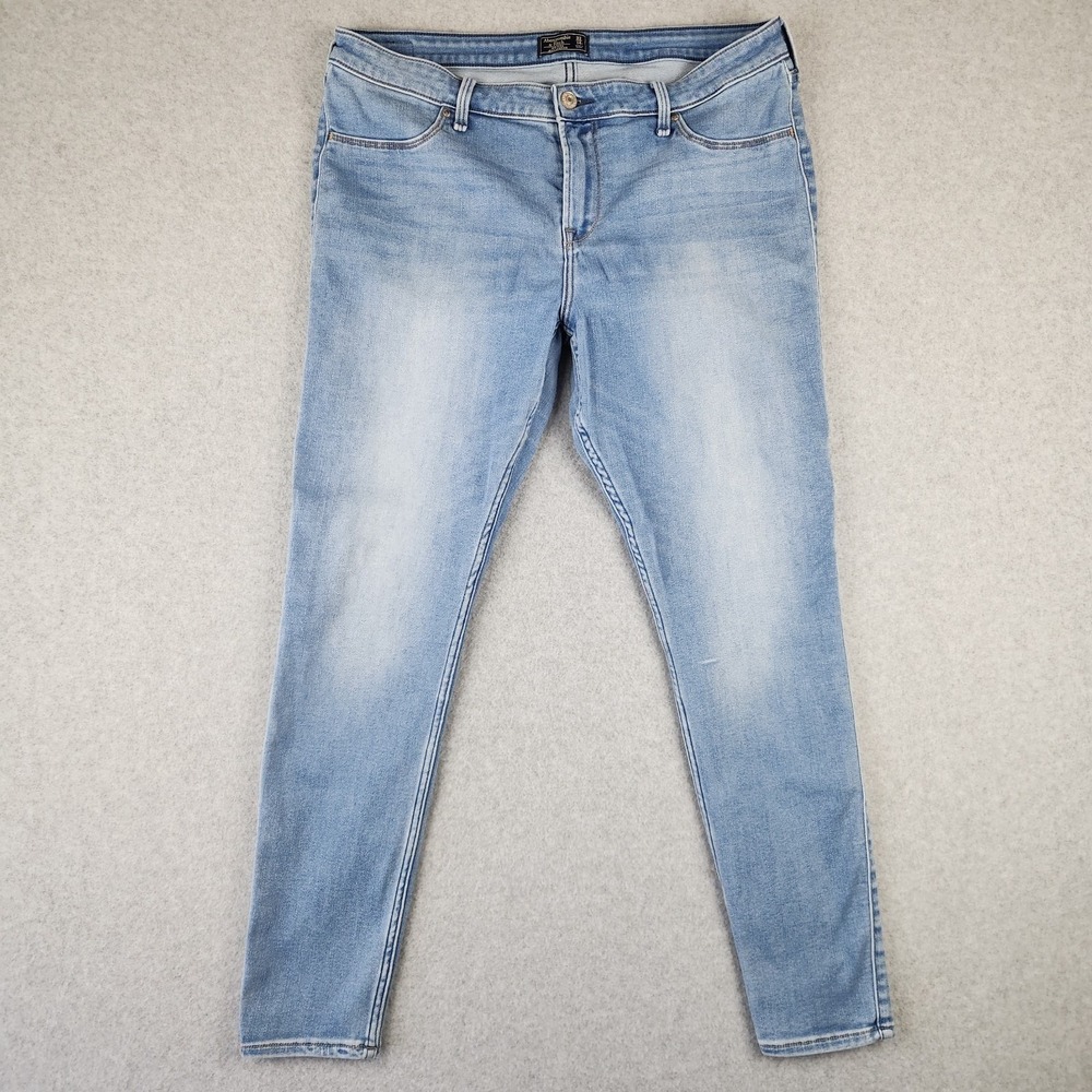 Abercrombie & Fitch Mid Rise Jean Leggings Women's 14R 32 Light Wash Stretch